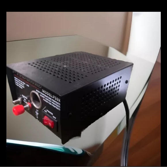 Vintage Pyramid PS9KX Regulated Power Supply, AC-to-DC Power Converter 5.0 Amp - Picture 3 of 4